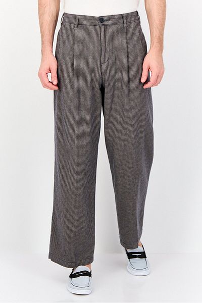 Dockers Men Regular Fit Textured Straight Leg Pants, Grey