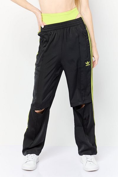 adidas Women Sportswear Fit Outdoor Sweatpants, Black
