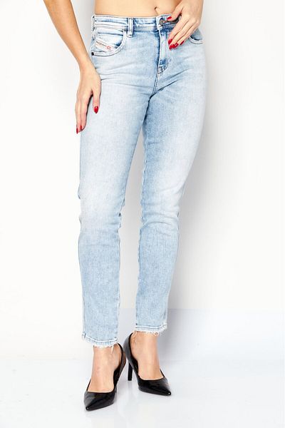 Diesel Women 2015 Babhila Skinny Fit Washed Stretchable Jeans, Light Blue