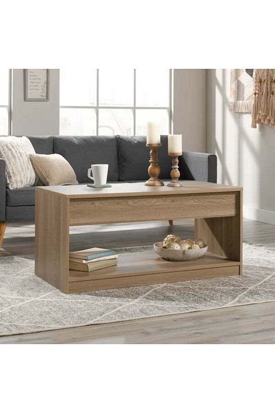 Orient A coffee table that adds a luxurious touch to your home decor.