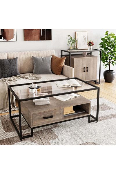 Orient A coffee table that adds a luxurious touch to your home decor.