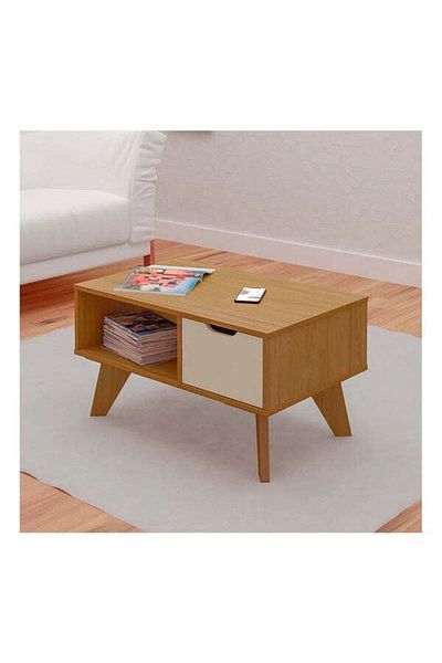 Orient A coffee table that adds a luxurious touch to your home decor.