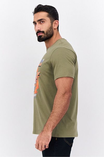 WRANGLER Men Crew Neck Short Sleeves Graphic Print T-shirt, Olive