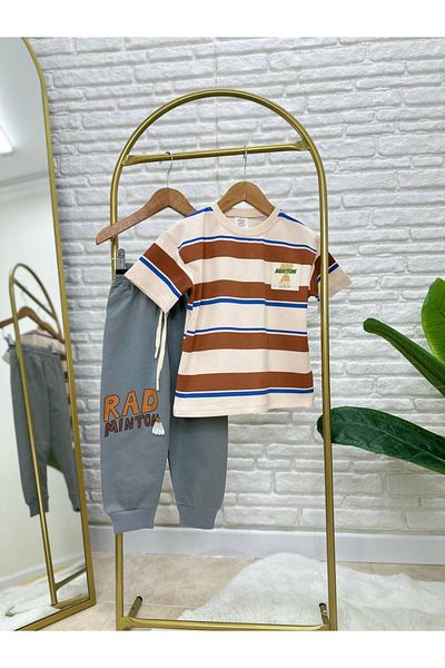 Karan Kids Комплект от памучна кафява раирана тениска и спортен панталон за момче