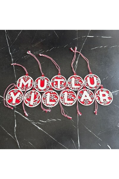 Store DumlEs® 11 Harfli Kırmızı Beyaz İpli MUTLU YILLAR Yazılı Ahşap Yılbaşı Ağaç Süsü