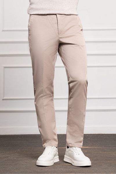 Morven Men's Beige Dynamic Fit Chino Trousers
