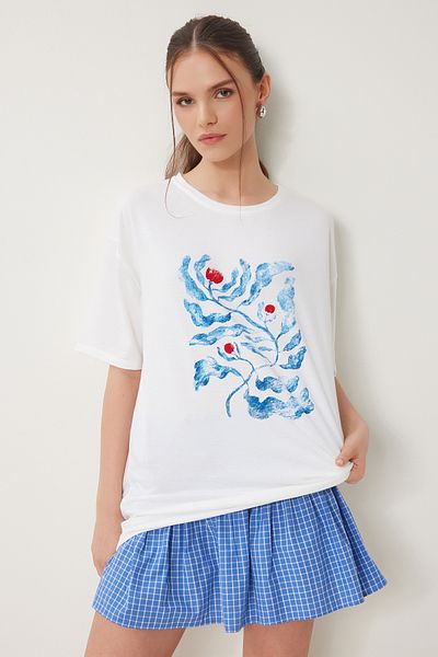 Happiness İstanbul Ecru bedrucktes Oversize-Strick-T-Shirt für Damen ZV00292
