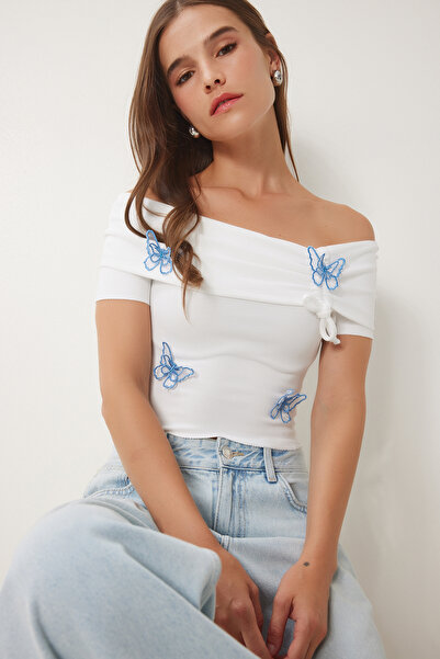 Happiness İstanbul Women's Ecru Carmen Collar Butterfly Detailed Knitted Blouse Fw00008