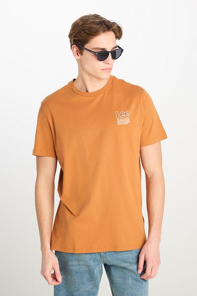 Lee Karamellfarbenes T-Shirt mit Rundhalsausschnitt aus 100 % Baumwolle mit normaler Passform