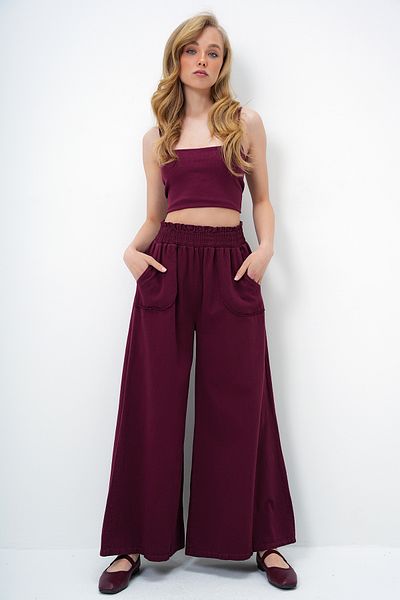 Trend Alaçatı Stili Burgunderrote Damen-Gabardine-Hose mit Taillenband und doppelter Tasche und weitem Bein ALC-X13949