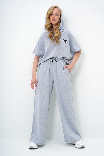Trend Alaçatı Stili Graues Damen-Set mit übergroßer Kapuze und doppelter Tasche ALC-X13633