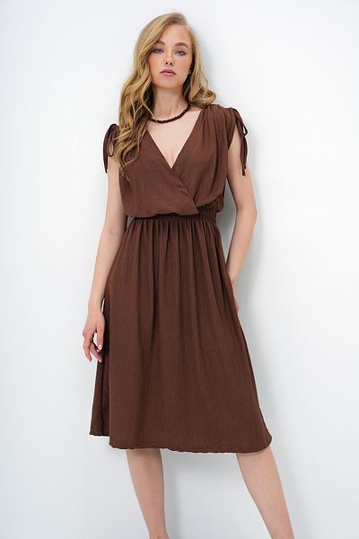 Trend Alaçatı Stili Women Coffee Double Breasted Collar Shoulders Shirred Binding Detail Wrap Dress Alc-X13944