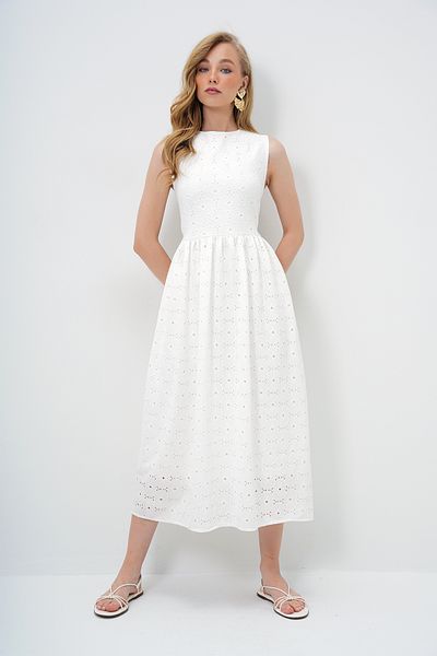 Trend Alaçatı Stili Weißes, ärmelloses Premium-Guipure-Kleid mit verstecktem Reißverschluss für Damen ALC-X14143