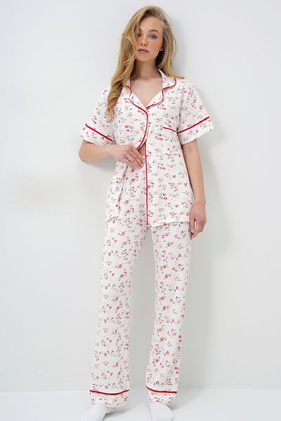 Trend Alaçatı Stili Women's Micro Floral Pomegranate Single Pocket Piping Detailed Cotton Shirt and Pants Pajama Set Pjm-X13898