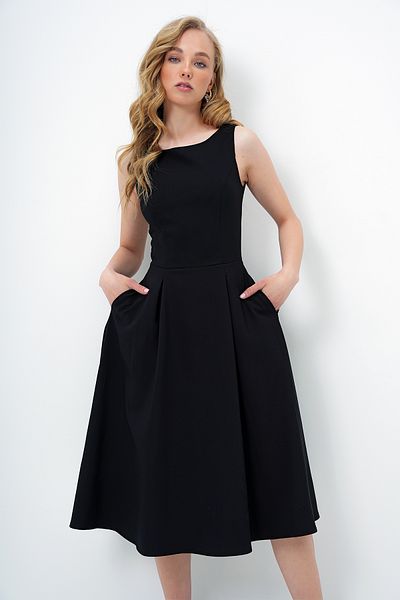 Trend Alaçatı Stili Women's Black Boat Neck Stitching Detailed Midi Length Lined Flared Dress Alc-X13975