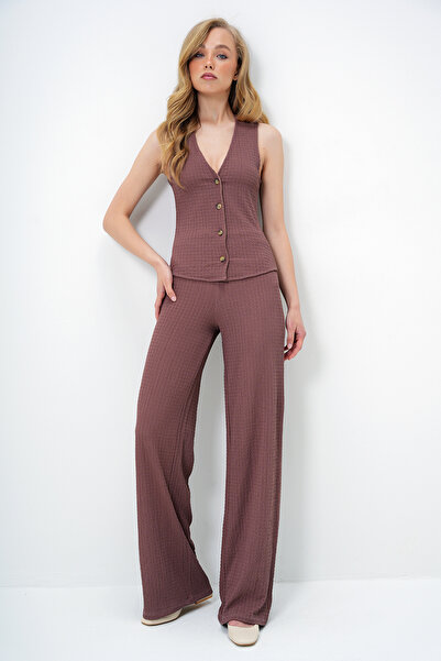 Trend Alaçatı Stili Női barna Slim Fit V-nyakú gombos mellény és nadrág szett ALC-X13583