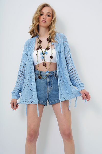 Trend Alaçatı Stili Fusta de damă Aviator albastru cu motiv fluture pe spate Cardigan etnic din croșetat cu ciucuri ALC-X8693