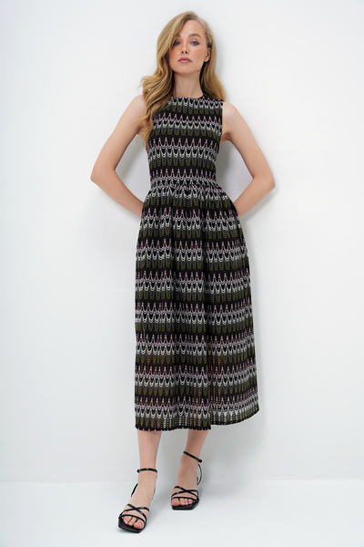 Trend Alaçatı Stili Dámské khaki šaty s motivem tlustého popruhu s vyšívanou podšívkou, maxi délka ALC-X13461