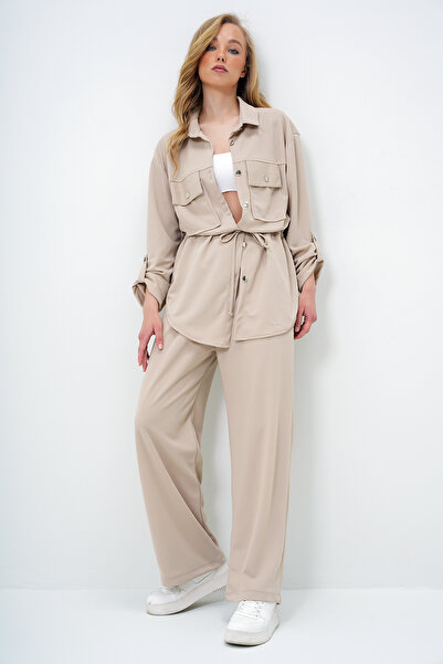 Trend Alaçatı Stili Bézs dupla zsebes szafari dzseki és krepp alsó felső szett elasztikus derékkal, széles szárú nadrággal ALC-X14086