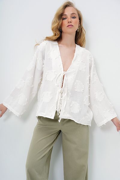 Trend Alaçatı Stili Women's White V-Neck Front Tie Tassel Detailed Summer Linen Jacket Alc-X13793