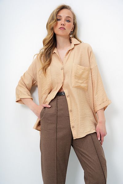 Trend Alaçatı Stili Cămașă țesătă supradimensionată, bej, cu buzunar dublu, ALC-X13960