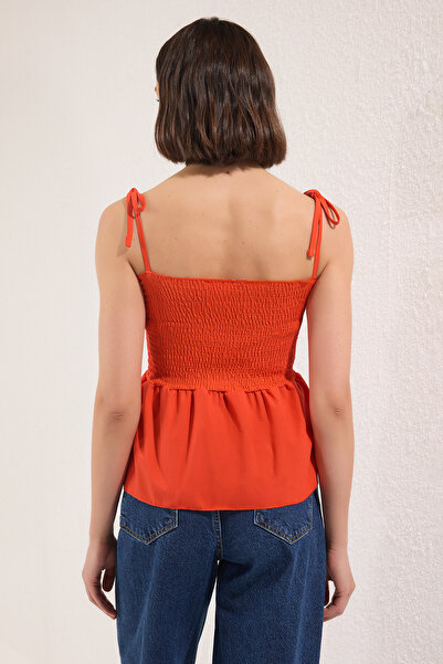 Trendyol Collection Red Cotton Poplin Fitted Detailed Strappy Gimped Stretchy Knitted Blouse Twoss24Bz00393