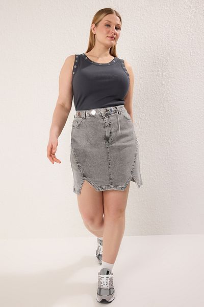 Trendyol Curve Grauer Jeansrock mit doppeltem Schlitz TBBSS23AZ00056