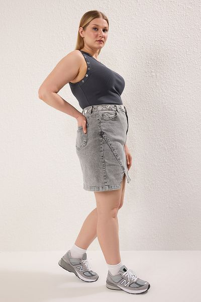 Trendyol Curve Grauer Jeansrock mit doppeltem Schlitz TBBSS23AZ00056