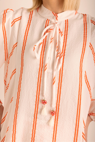 Aker Çizgili Balon Kollu Yakası Bağcıklı Bluz