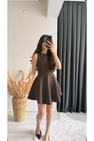 Sedaunlu Jerry Kahve Volanlı Kolsuz Krep Elbise