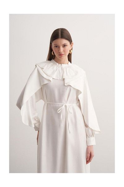 FUSHYA Belted Dress with Collar Detail