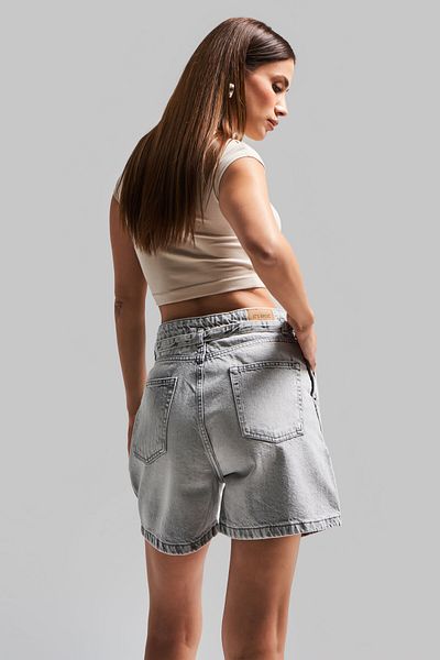 its basic Women's Gray Color 4S5-12 Belt Detailed Midi Length Pleated 100% Cotton Denim Shorts
