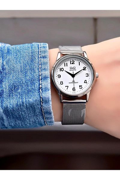 Q&Q Wicker Cord Silver Color Women's Wristwatch