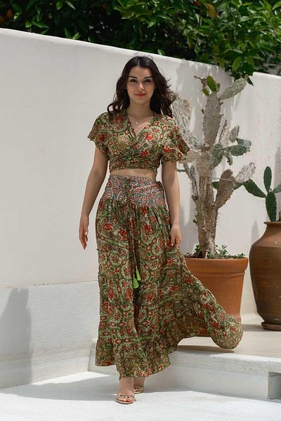 Miss Boheme Green Waist Embroidered Sequin Detailed Skirt Blouse Set