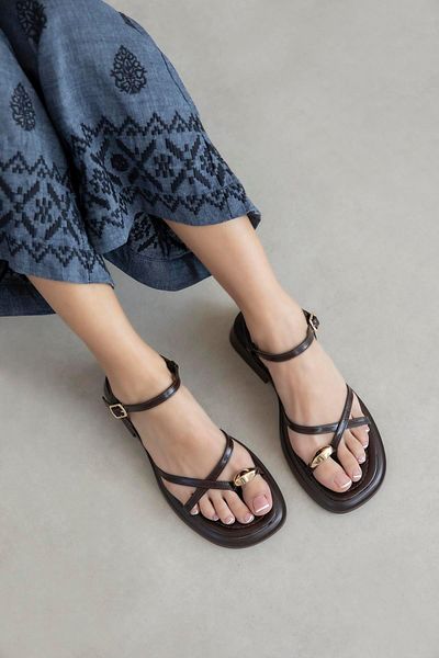 STRASWANS Vichenza Women's Flip Flop Leather Sandals Brown