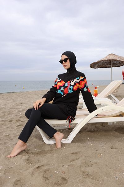 İYİBU Women's 4-Piece Hijab Swimsuit Set – Vibrant Pattern, Athlete's Lycra, Water Repellent Quick Dry Swimsuit