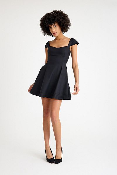 SpringStore Rochie de seară scurtă neagră cu șireturi pe spate