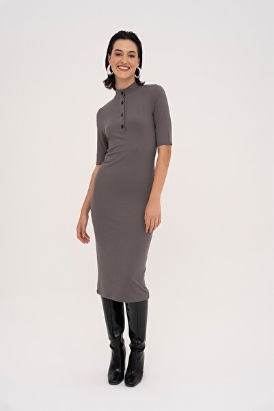 Genel Markalar Dik Düğmeli Yaka Slim Fit Uzun Gri Kadın Elbise