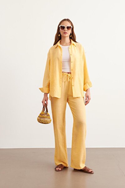 LEVURE قميص كتان كبير الحجم بأزرار أمامية برتقالي