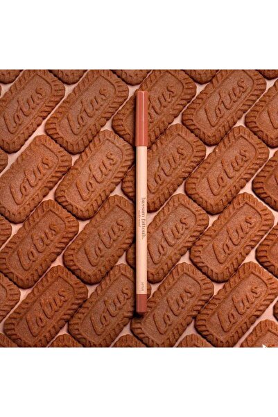 Bassam Fattouh قلم تحديد الشفاه نود مود لوتس