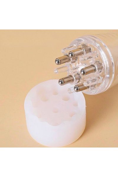 OEM Hair massage oil applicator, made of resistant and durable plastic, capacity 6 ml