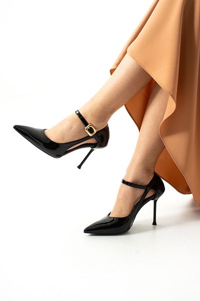 Güllü Shoes Stiletto din piele neagră cu cataramă la gleznă |   Toc subțire alb |   Potrivire confortabilă |   Tocuri înalte pentru femei cu vârf ascuțit
