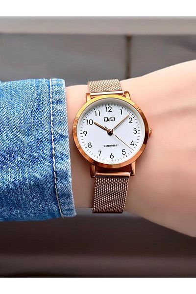 Q&Q Wicker Cord Rose Color Numbered Women's Wristwatch