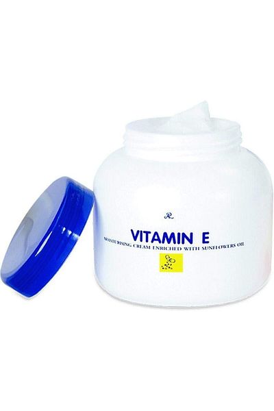 AR Moisturizing Vitamin E Cream from AR Enriched with Sunflower Oil - 200g