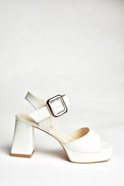 Fox Shoes U 820009709 White Thick Heeled Women's Shoes