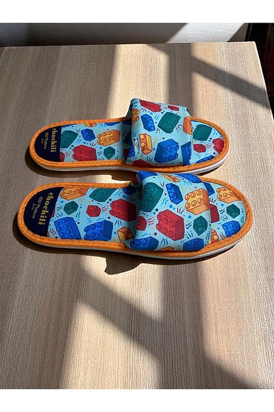 Chochili Papuci de casă unisex cu model cutie albastru deschis în față