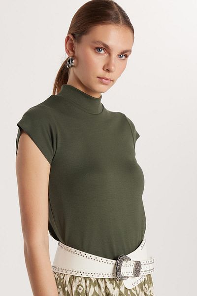 Tudors Γυναικεία Modal Fabric Standard Fit Stand γιακά Χακί Μπλούζα