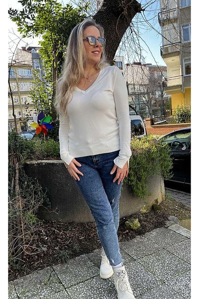 Dilvin V-Neck Sleeve Slit Sweater