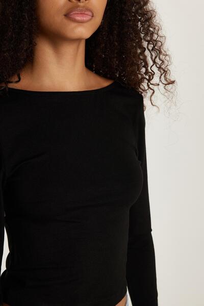 Tudors Kadın Slim Fit Dar Kesim Sırt Detaylı Siyah Bluz