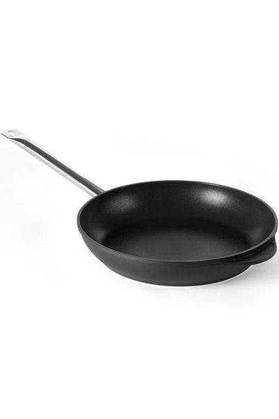 HENDI Professional Titanium Frying Pan 32x(H)5.5 cm